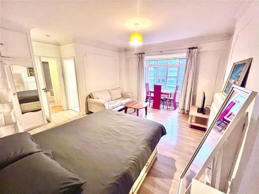 King-Sized Studio, 6Th Floor + Lift, Regent'S Park London Eksteriør billede